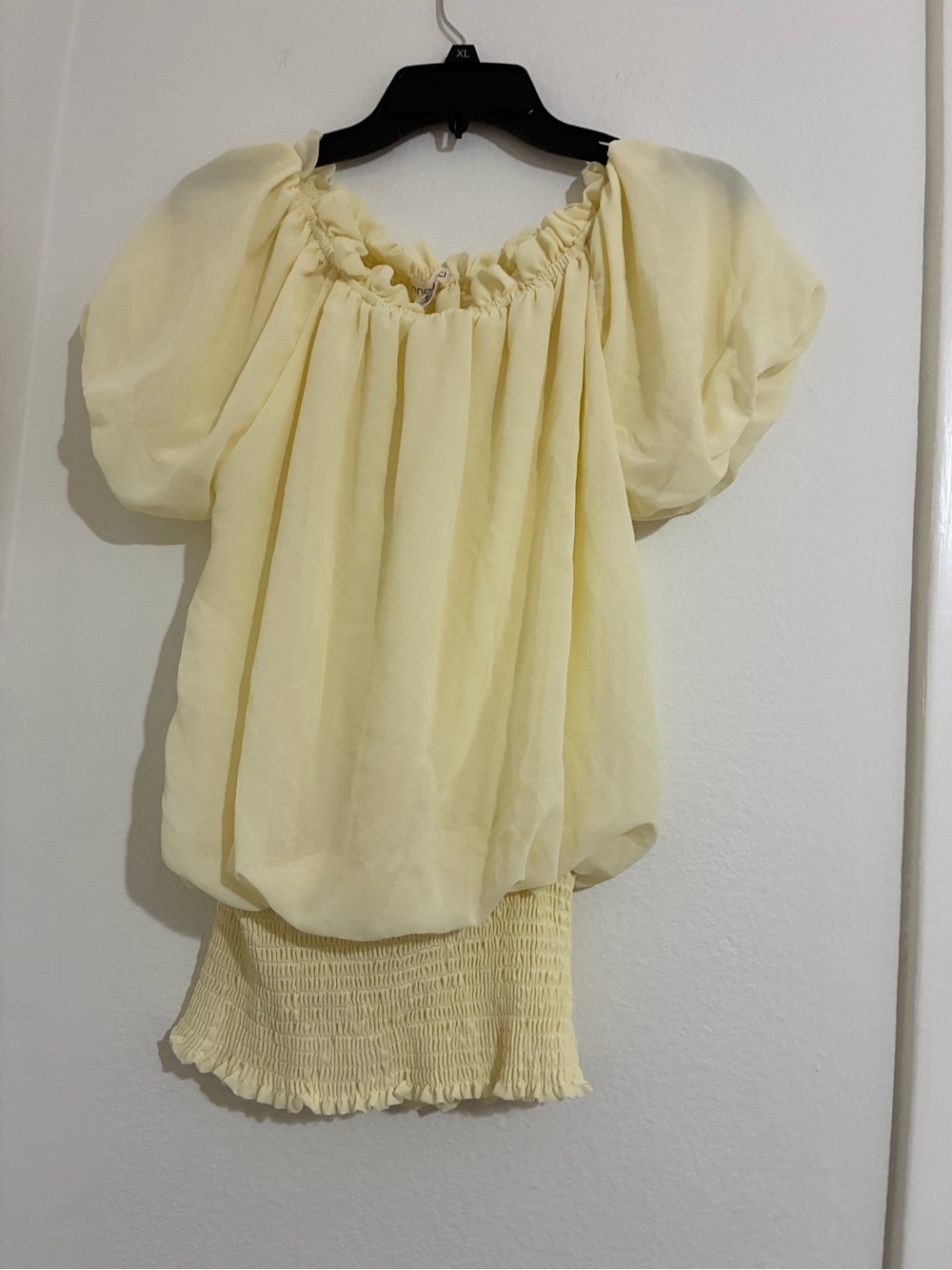 Women's Light Yellow Puff-Sleeve Tunic Top
